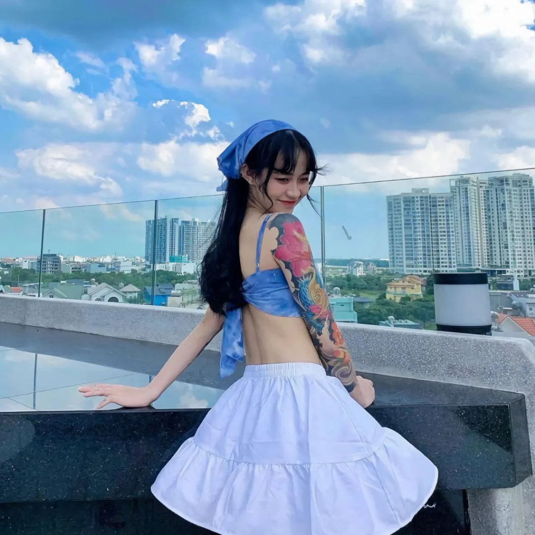 丘八艳史